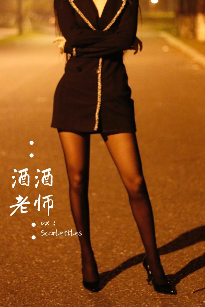 酒酒老師 NO.010 – 禁欲西裝的別樣性感[39P/85.1MB]插圖