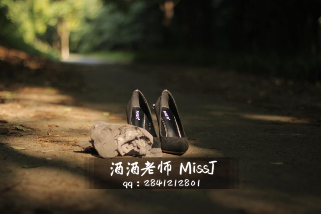 酒酒老師 NO.032 – 白襯衫與致命蕾絲[36P/87.7MB]插圖2