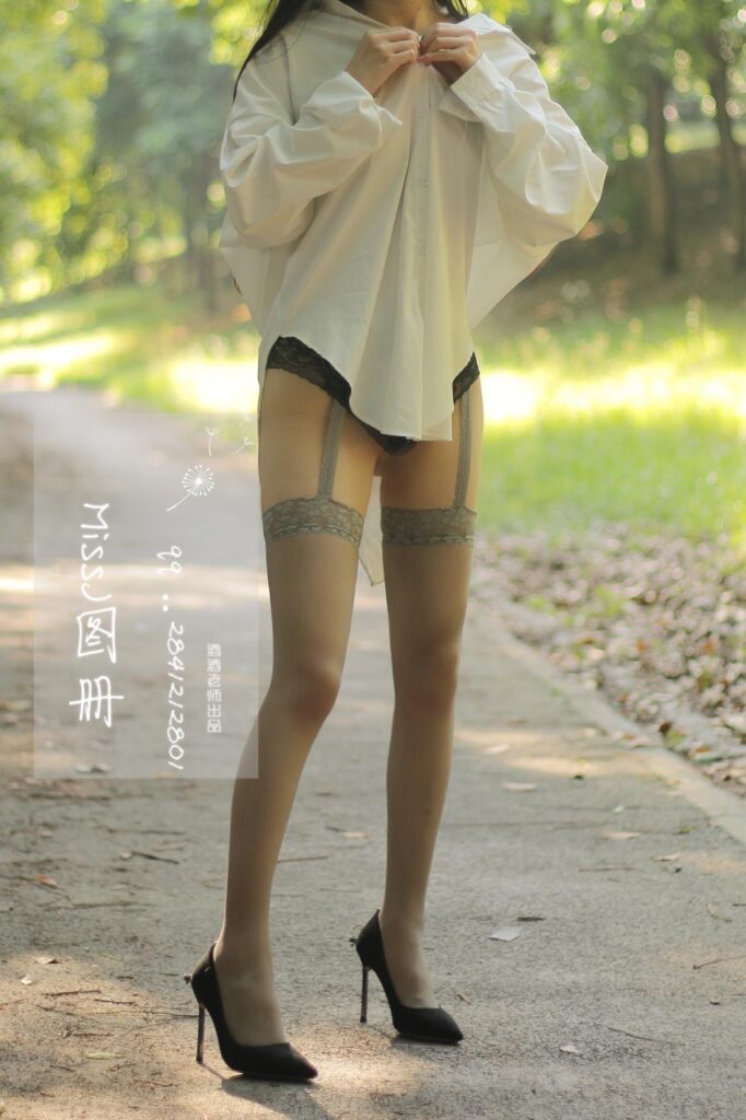 酒酒老師 NO.033 – 白襯衫與致命蕾絲 海外版[40P/102MB]插圖2