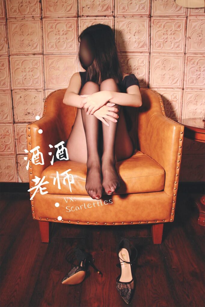 酒酒老師 NO.056 – 黑絲王座，高跟權杖[56P/94MB]插圖1