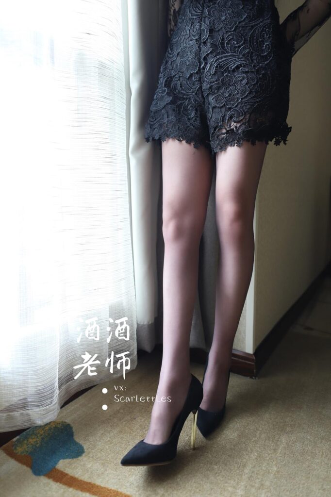 酒酒老師 NO.065 – 開襠絲的紫色誘惑[70P/86.1MB]插圖3