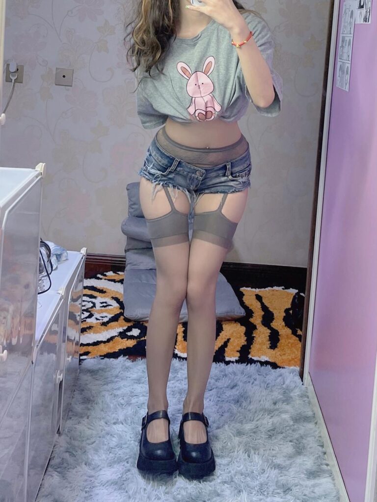 KETTOE NO.009 – 灰絲吊帶[23P/96MB]插圖