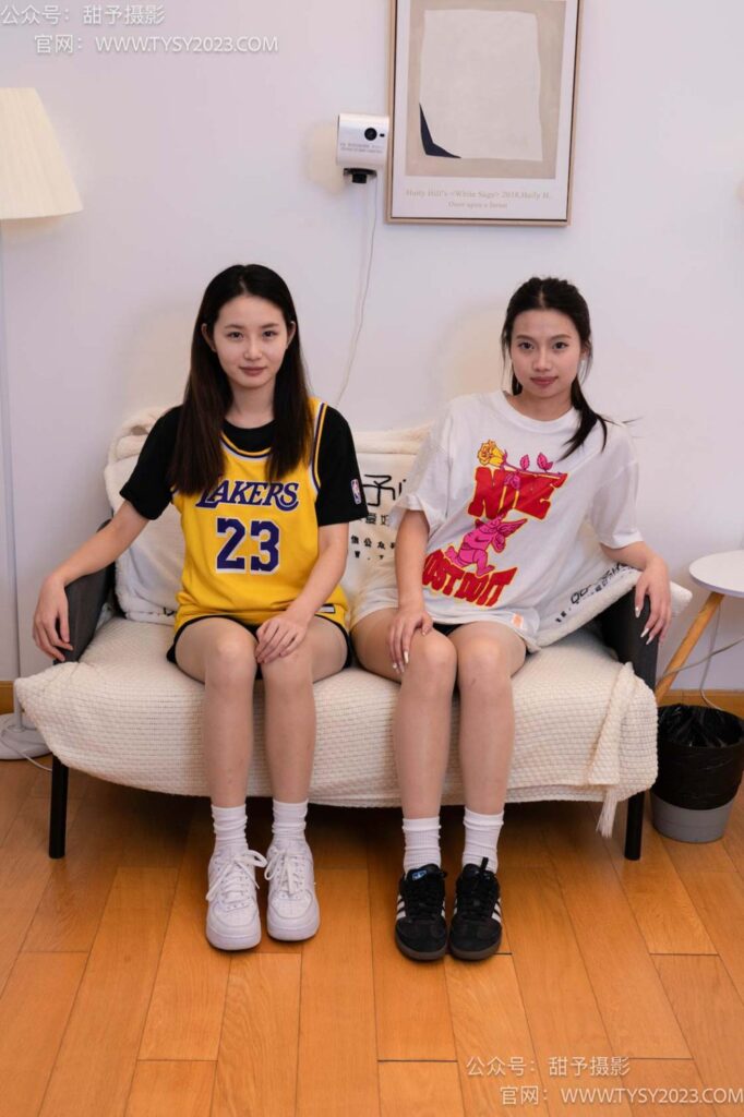 甜予攝影 NO.100期：思思小雨-運(yùn)動(dòng)鞋、白棉襪、肉絲（均為腳尖加固款）（完整版）[122P/2V/10.21GB]插圖