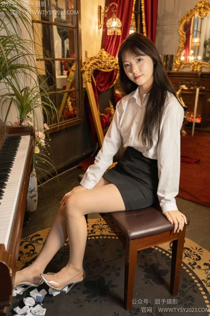 甜予攝影 NO.107期：璇璇-高跟鞋、拖鞋、薄肉絲（腳尖透明款）、薄黑絲（腳尖加固款）、踩小房子的劇情（完整版）[157P/2V/9.08GB]插圖2