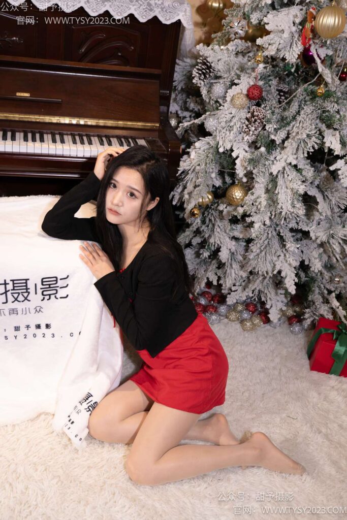 甜予攝影 NO.109期：瀾瀾-板鞋、白棉襪、肉絲（腳尖加固款）（完整版）[128P/2V/10.18GB]插圖1