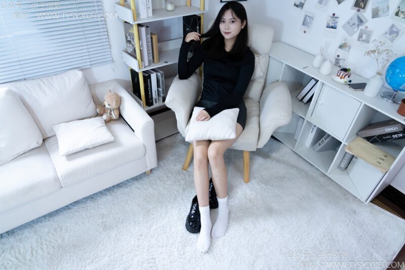 甜予攝影 NO.118 土豆-皮鞋、白棉襪、裸足[121P/2V/10.12GB]-無料攝影圈