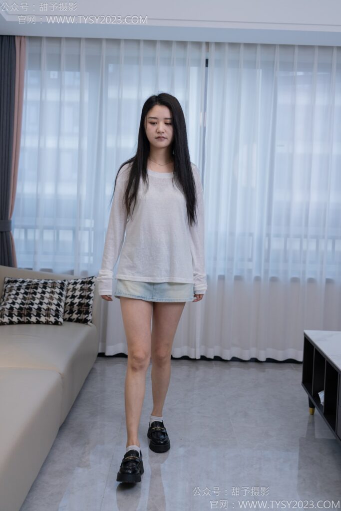 甜予攝影 NO.130 瀾瀾-皮鞋、白棉襪、裸足、掉襪子劇情[130P/2V/11.1GB]插圖1