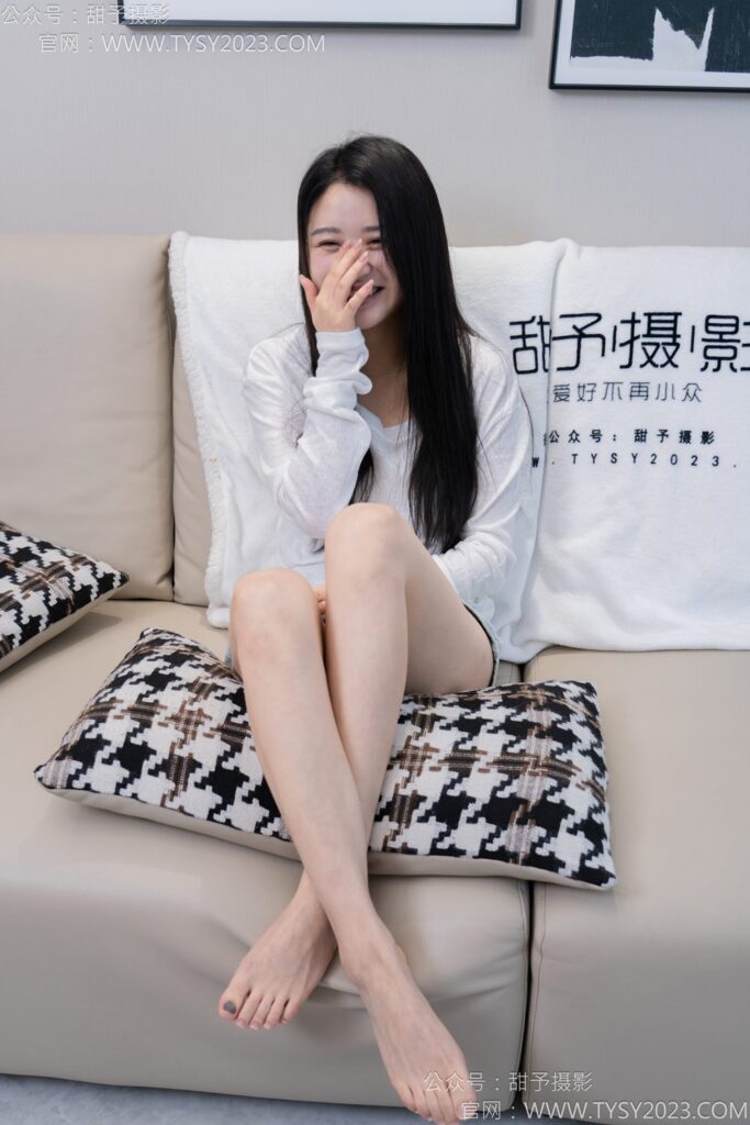 甜予攝影 NO.130 瀾瀾-皮鞋、白棉襪、裸足、掉襪子劇情[130P/2V/11.1GB]插圖