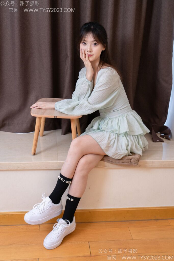 甜予攝影 NO.136 璇璇-板鞋、黑棉襪[203P/1V/12.6GB]插圖3