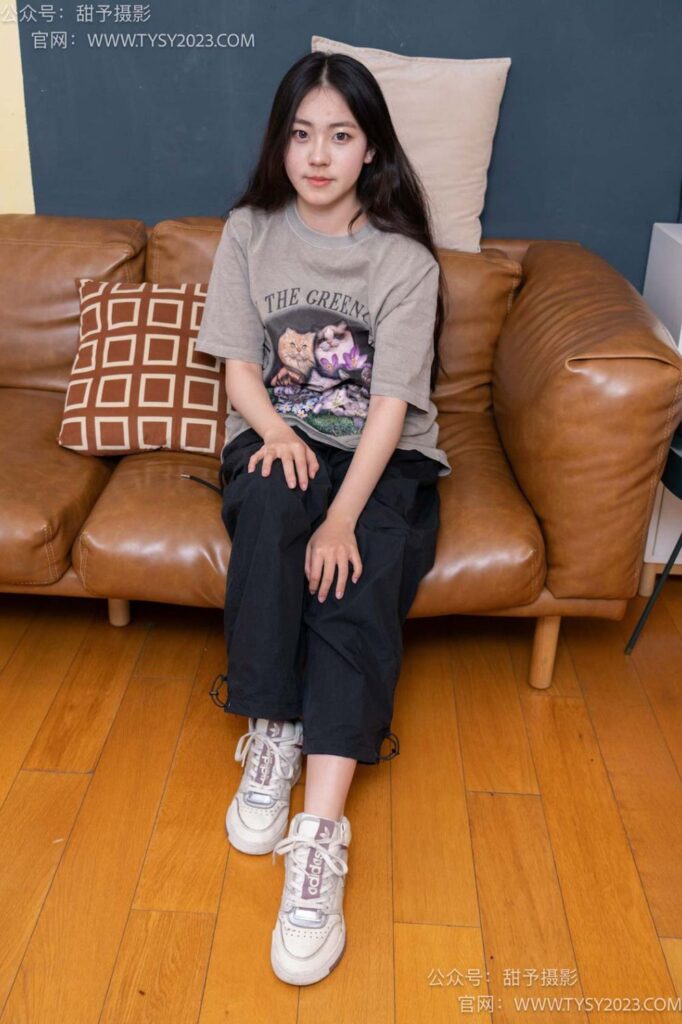 甜予攝影 積分003期 小云-板鞋、白棉襪[129P/2V/9.98GB]插圖1