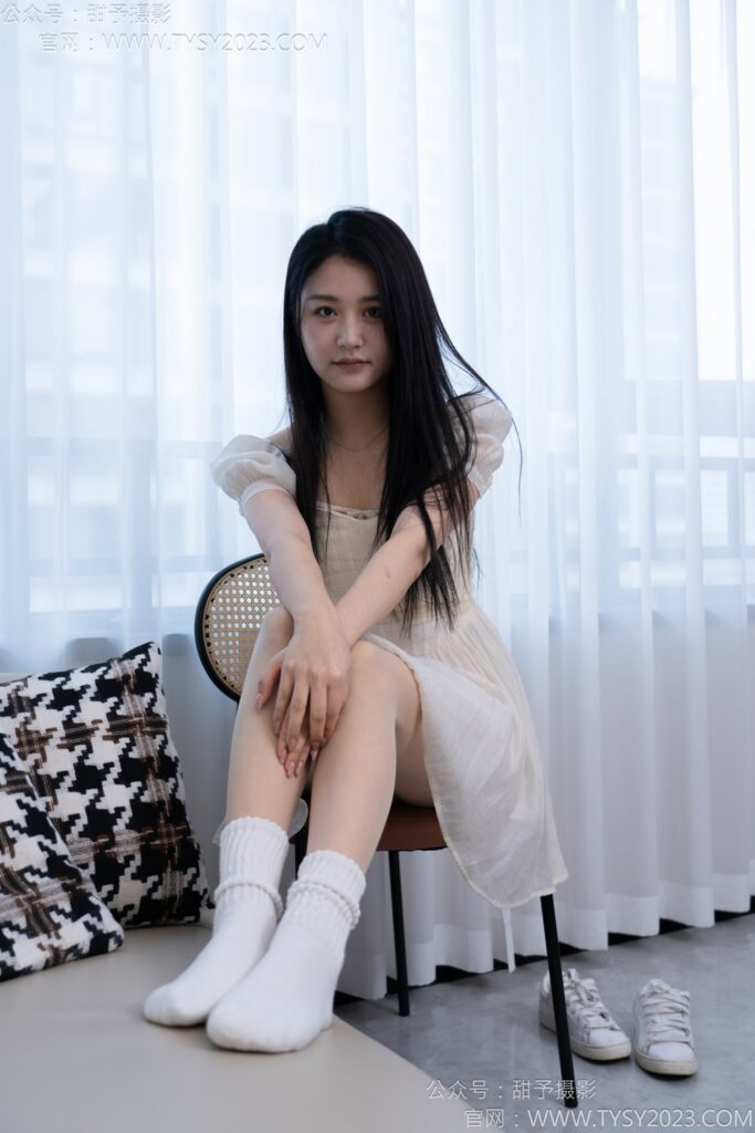 甜予攝影 NO.137 瀾瀾-板鞋、白棉襪、薄肉絲[140P/2V/10.1GB]插圖3