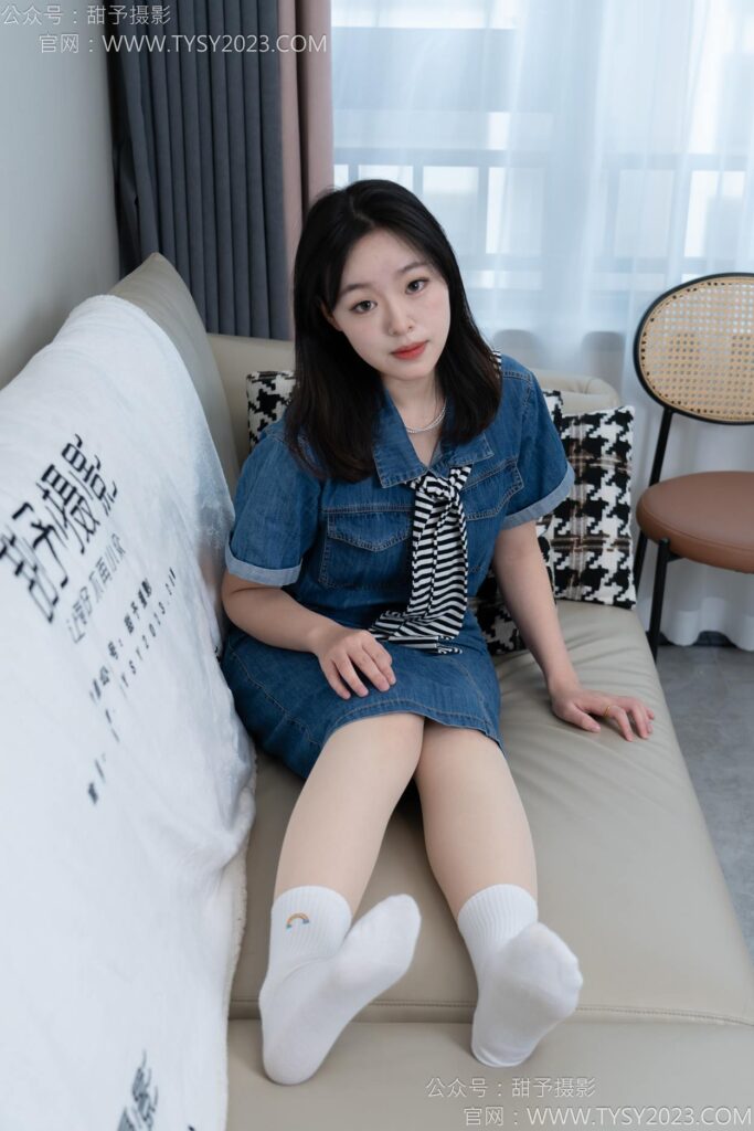 甜予攝影 NO.151 小葵-板鞋、白棉襪、薄肉絲[130P/2V/9.77GB]插圖