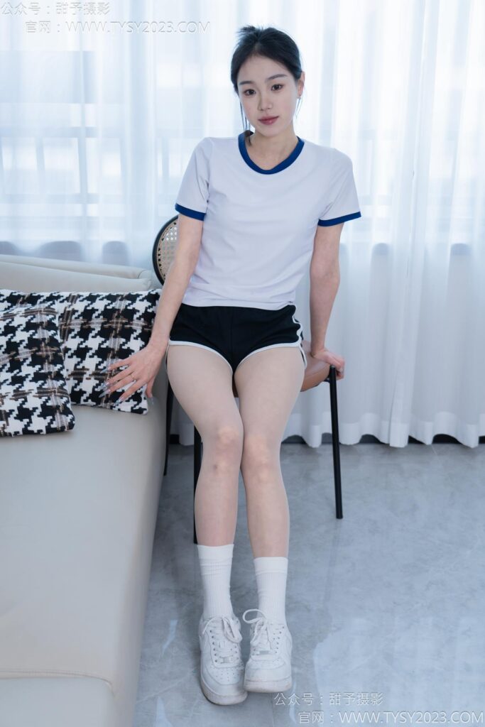甜予攝影 NO.152 咻咻-板鞋、白棉襪、薄肉絲[130P/2V/9.75GB]插圖3