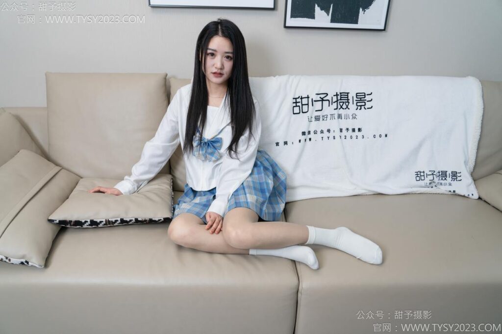 甜予攝影 NO.154 瀾瀾-帆布鞋、白棉襪、薄灰絲、跺腳抖腿劇情[129P/2V/10.3GB]插圖3