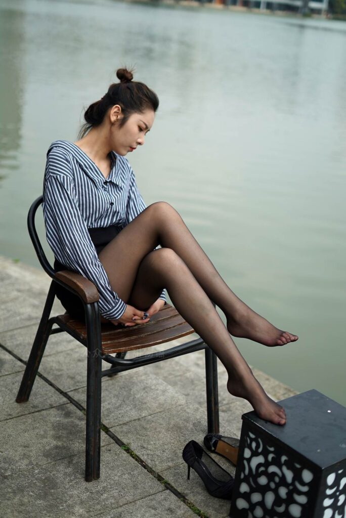 萌甜物語 XM147 紫婷《很職業(yè)的感覺》[99P/1V/946MB]插圖2