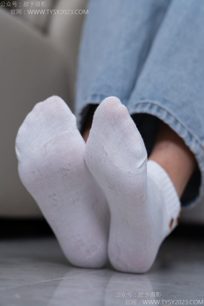 甜予攝影 NO.163 娃娃-板鞋、白棉襪、裸足[130P/2V/9.83GB]插圖3