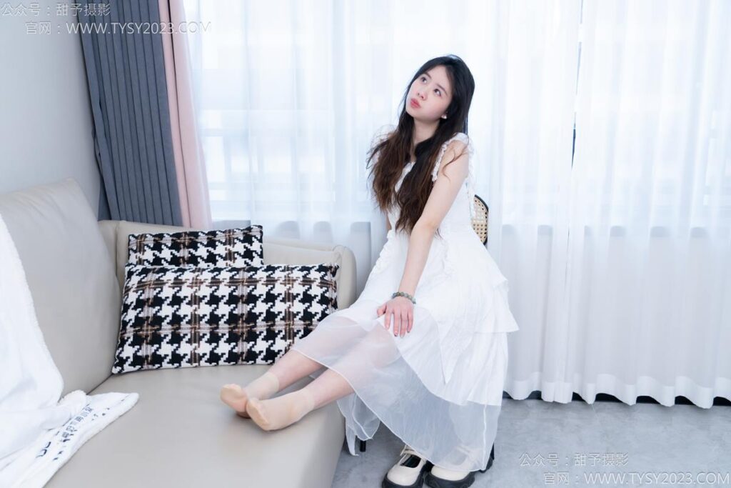 甜予攝影 NO.172 知知-皮鞋、短肉絲、裸足[130P/2V/9.84GB]插圖1