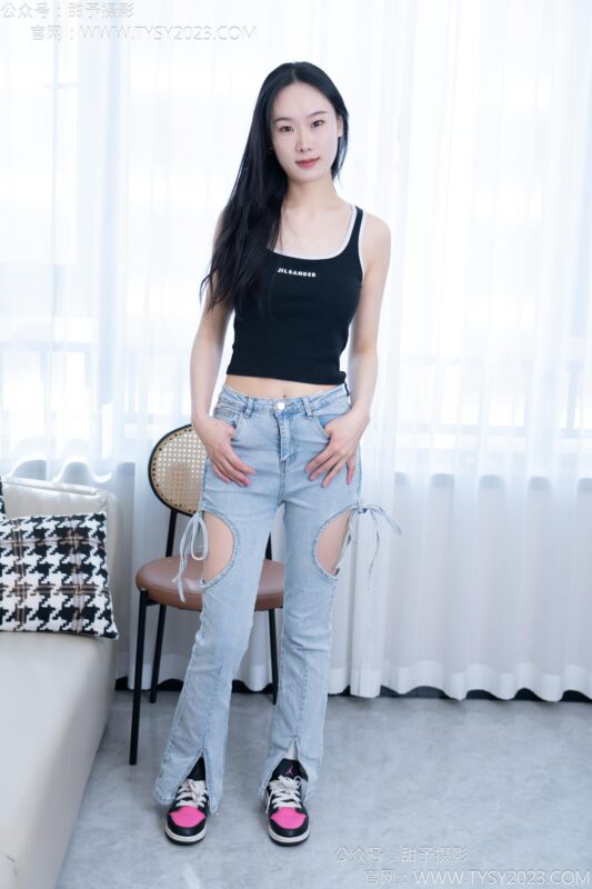 甜予攝影 NO.181 小容-板鞋、白棉襪、裸足[130P/2V/9.83GB]-無料攝影圈