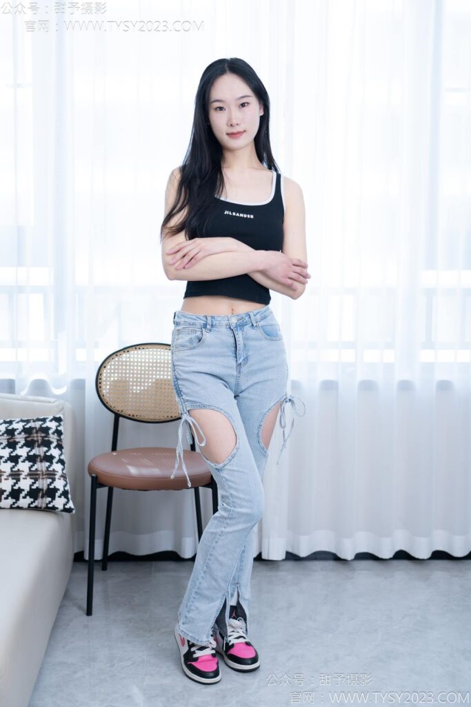 甜予攝影 NO.181 小容-板鞋、白棉襪、裸足[130P/2V/9.83GB]插圖2