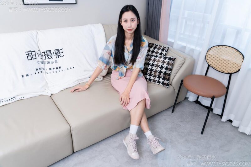 甜予攝影 NO.186 娃娃-帆布鞋、白棉襪、裸足[129P/2V/9.99GB]-無料攝影圈