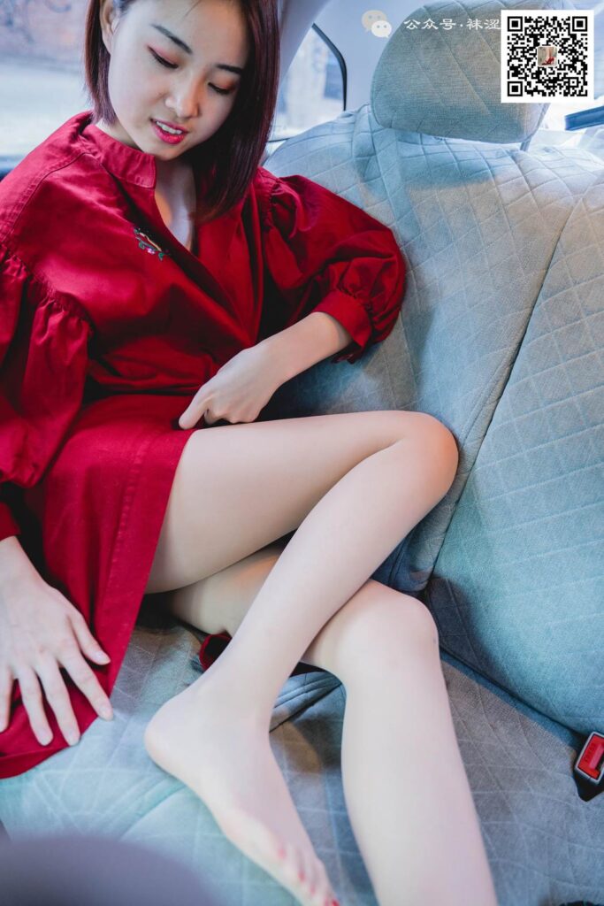 襪澀寫(xiě)真 VOL.009 褲內(nèi)有絲襪，縱享新絲滑 [59P/256MB]插圖