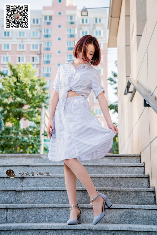 襪澀寫真 VOL.011 肉色絲襪白色連衣裙 [34P/636MB]-無料攝影圈