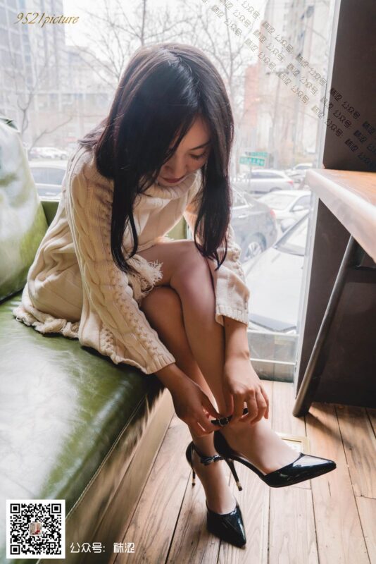 襪澀寫真 VOL.023 莎莎的溫柔毛衣與肉絲 [57P/231MB]-無料攝影圈