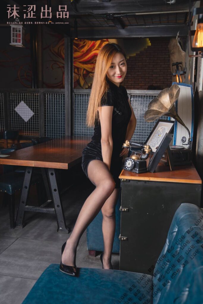 襪澀寫真 VOL.029 雪梨 粉色百褶裙膚色天鵝絨絲襪 [47P/981MB]插圖