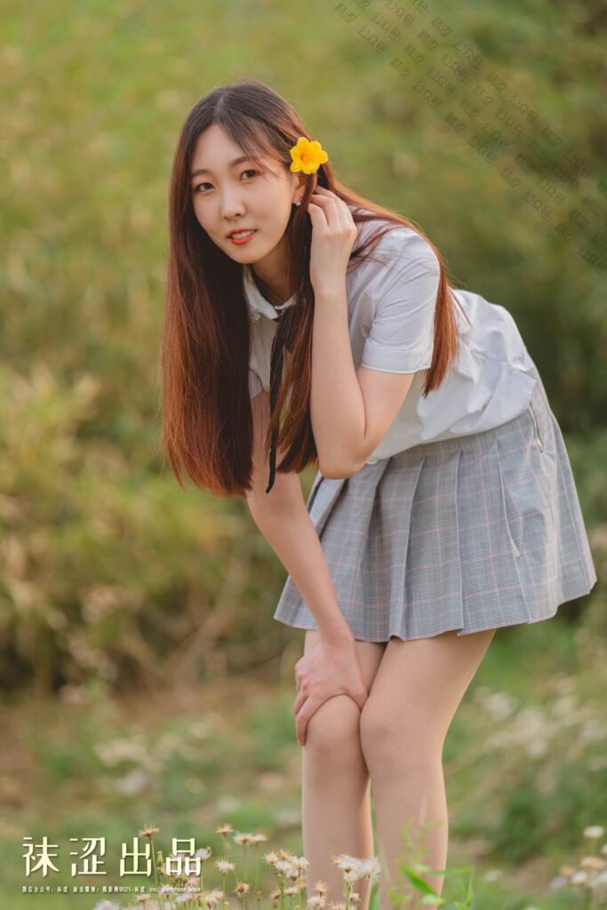 襪澀寫(xiě)真 VOL.042 安妮室外秀絲 [40P/801MB]插圖3