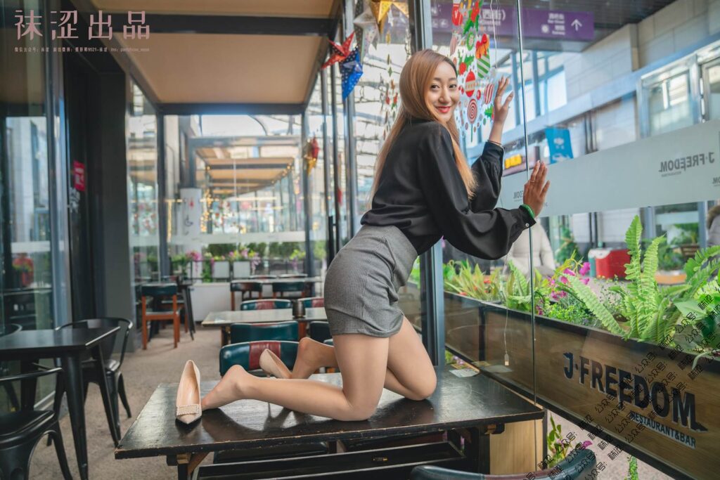 襪澀寫真 VOL.059 暖暖的超級性感牛仔連體褲 [51P/138MB]插圖3