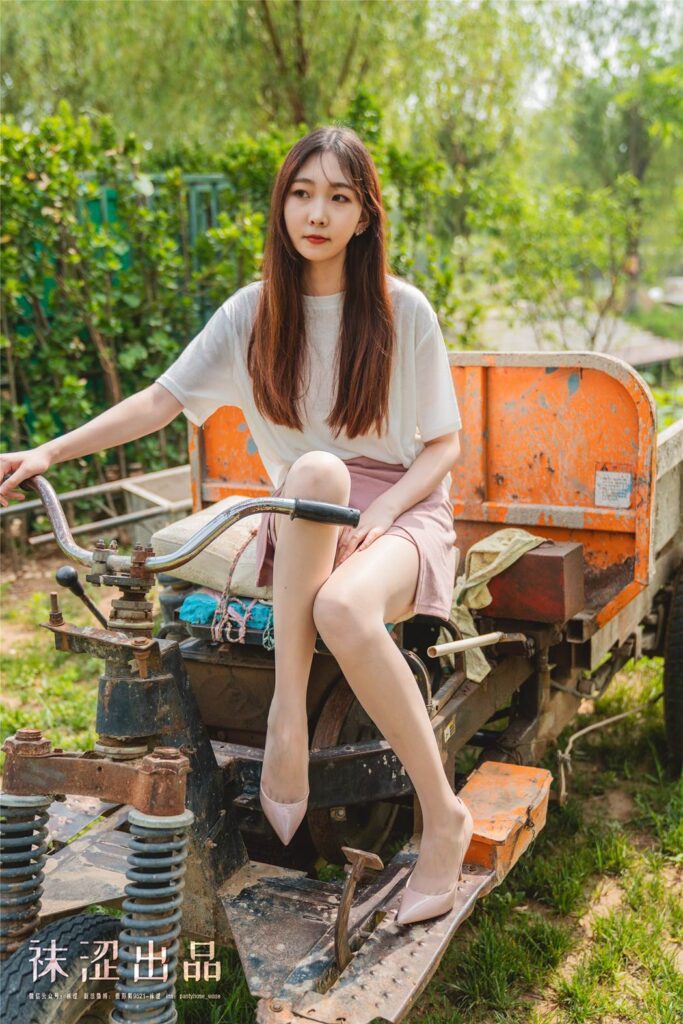 襪澀寫真 VOL.066 思甜 呼吸小院 [60P/0.99G]插圖1