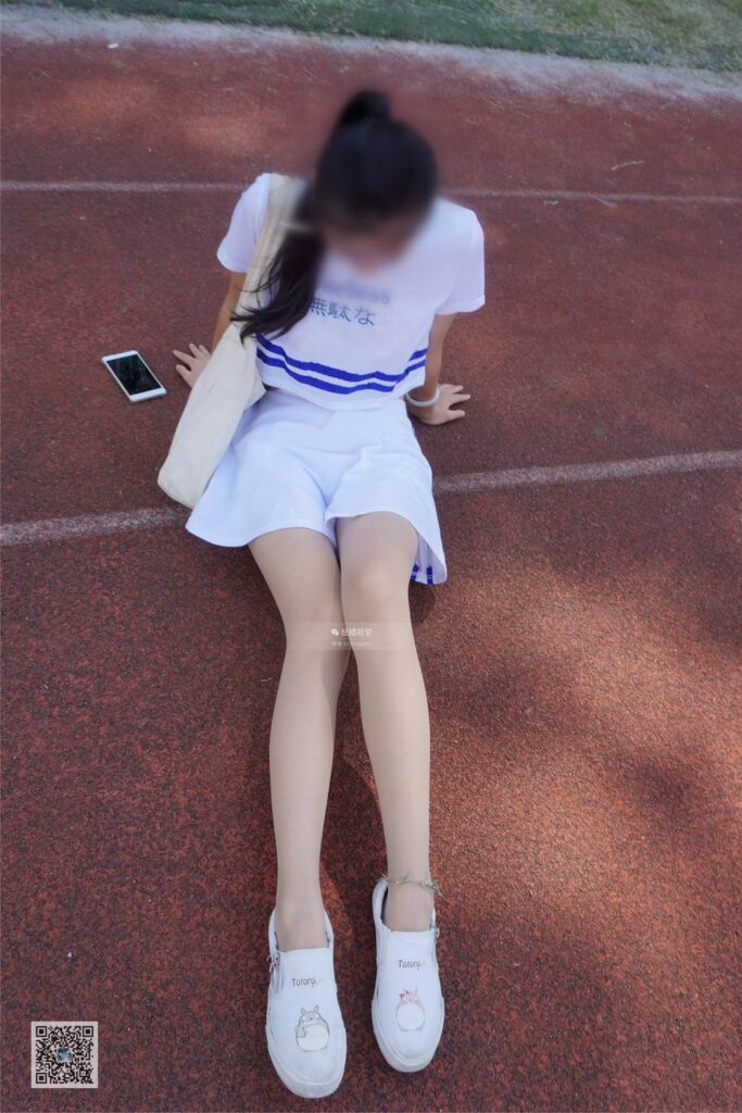 妖精視覺@NO.008 甜甜 嬌柔體育場肉絲 [73P/68.3MB]插圖