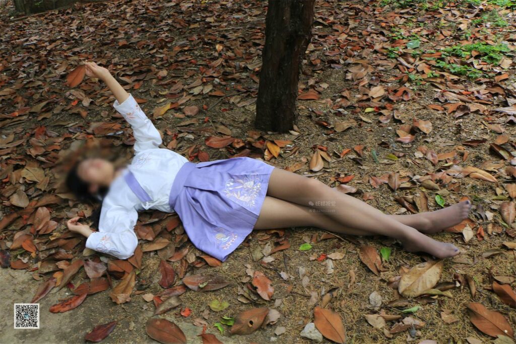 妖精視覺(jué)@NO.024 甜甜 唯有今生醉紅唇 [79P/66.6MB]插圖1