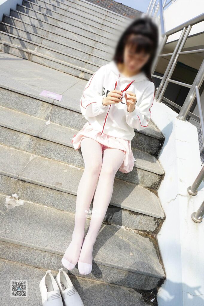 妖精視覺(jué)@NO.030 妮妮 白絲少女的百褶裙（第二期）[63P/48.9MB]插圖3