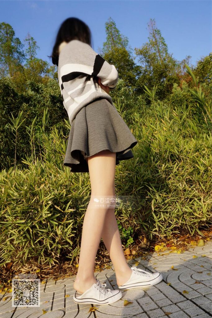 妖精視覺@NO.069 糖糖 夕陽下光暈散落的絲襪 [78P/81MB]插圖1