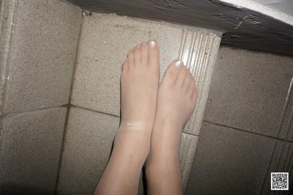 妖精視覺@NO.077 小璇 李體檢偶遇你的肉絲襪 [62P/34.8MB]插圖1