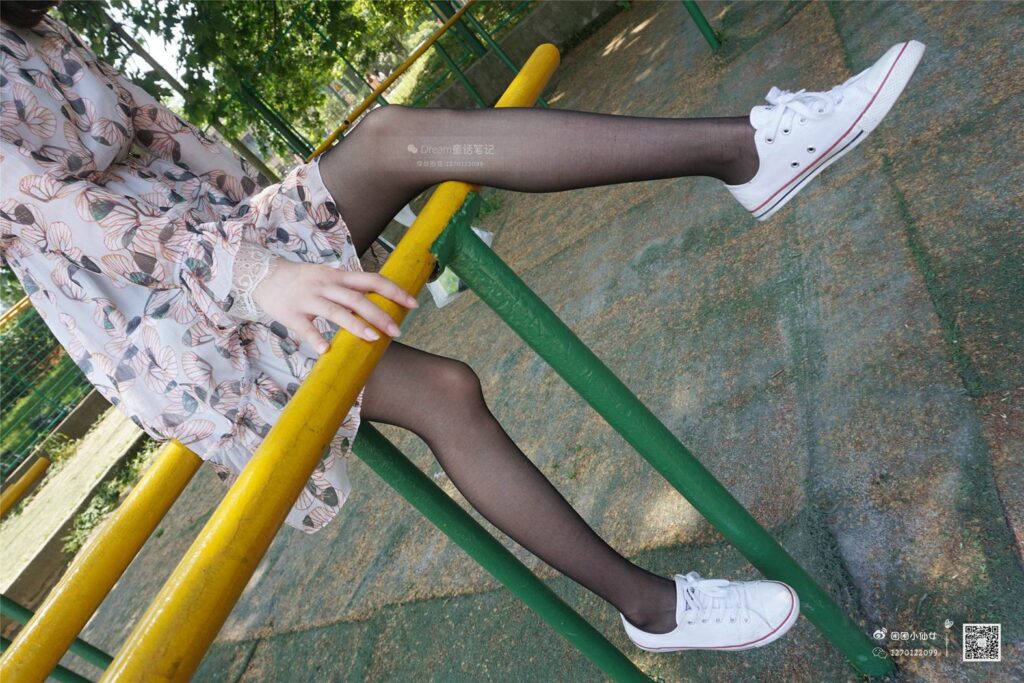 妖精視覺@NO.080 雯雯 懸浮空中的黑絲 [66P/62.2MB]插圖1