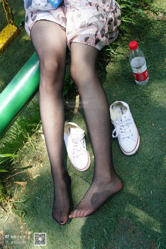 妖精視覺@NO.080 雯雯 懸浮空中的黑絲 [66P/62.2MB]-無料攝影圈