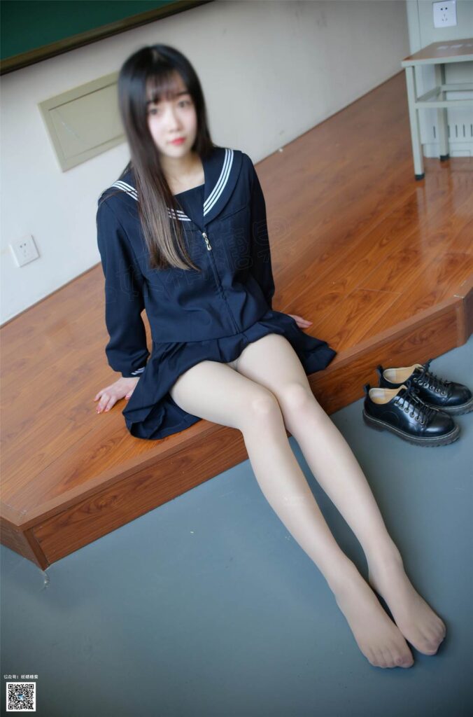 妖精視覺 NO.142 小雪 遇見學妹的絲襪 [64P/33.1MB]插圖3