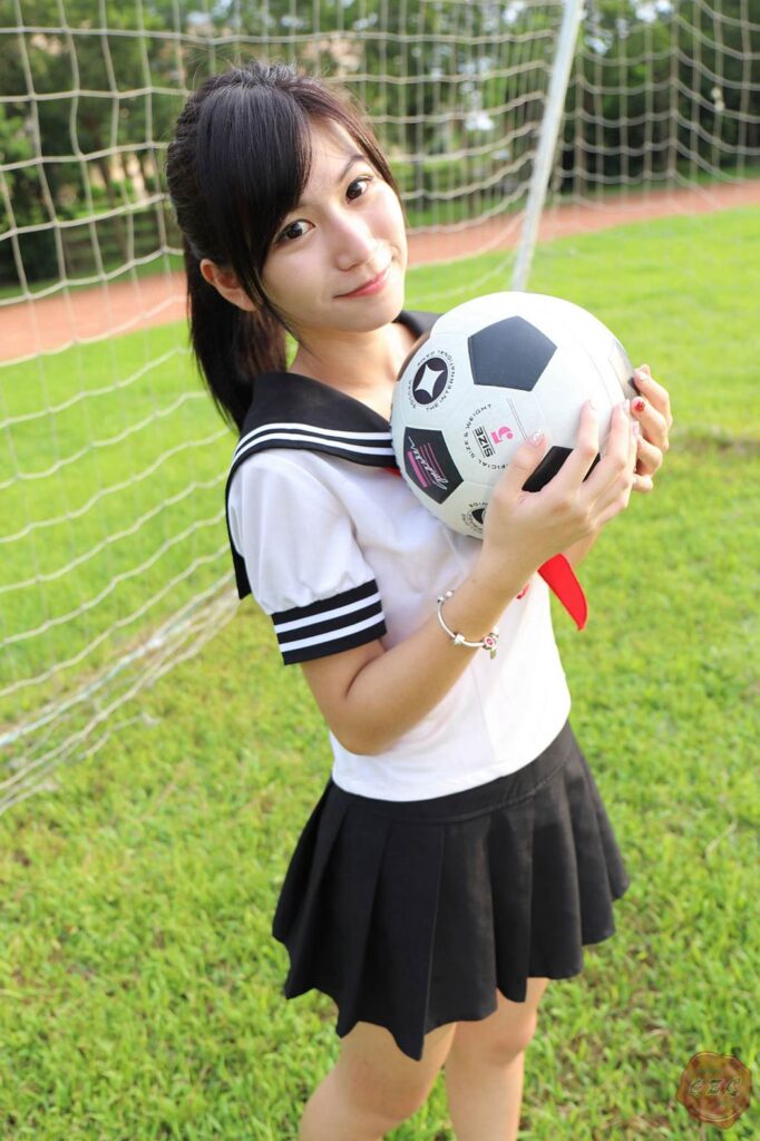 制服の女生 NO.001 林溫蒂[51P/237MB]插圖3