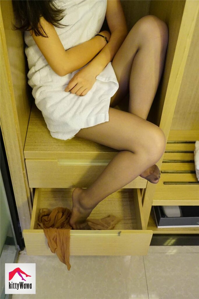 [kittyWawa襪小喵] KT023《喂你吃維生素ABCDEFG》[99P/22MB]插圖1