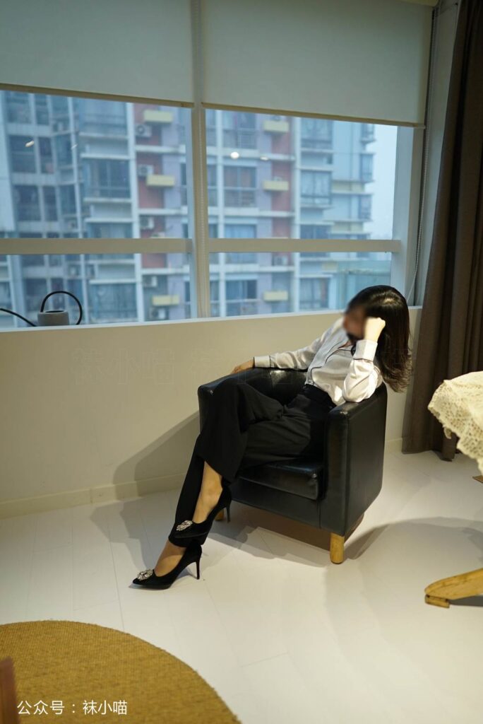 [kittyWawa襪小喵] KT136《L總監(jiān)的褲里絲》[59P/37MB]插圖3