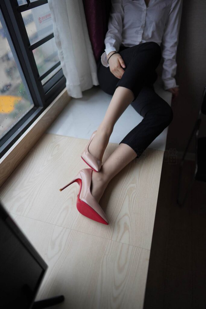 [kittyWawa襪小喵]KT284 窗臺 [88+1P/96MB]插圖2