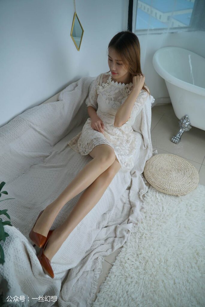 [高絲女子圖鑒]襪小喵×一絲幻想 NZ033 小唯 [59P/53.7MB]插圖3