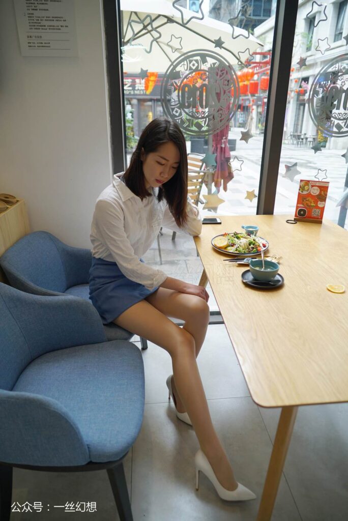 [高絲女子圖鑒]襪小喵×一絲幻想 No.050 茜茜 [59P/49MB]插圖2