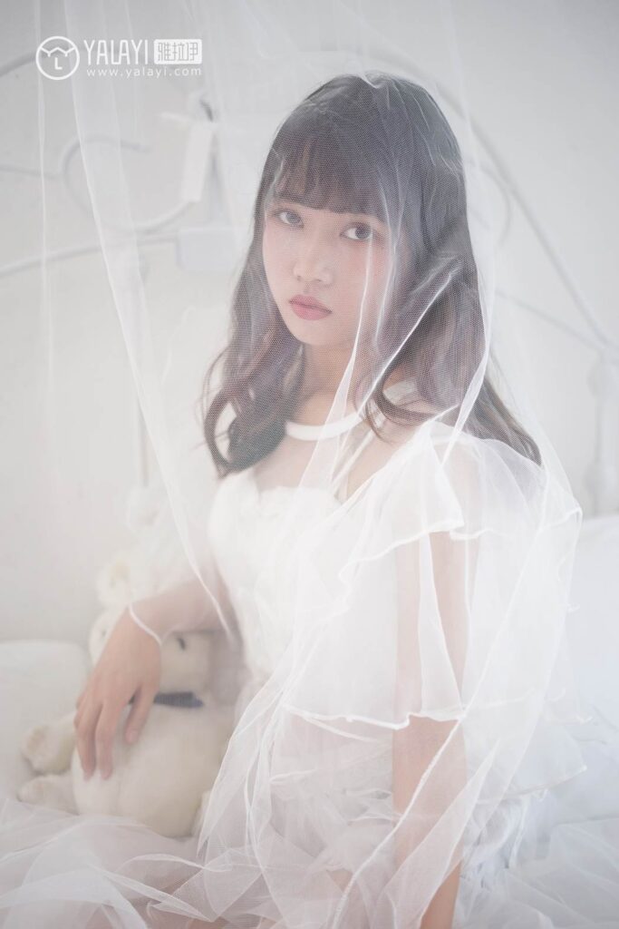 [YALAYI雅拉伊] 2018.05.25 No.001 戀上你的床 公主小兔子 [45P/279MB]插圖2