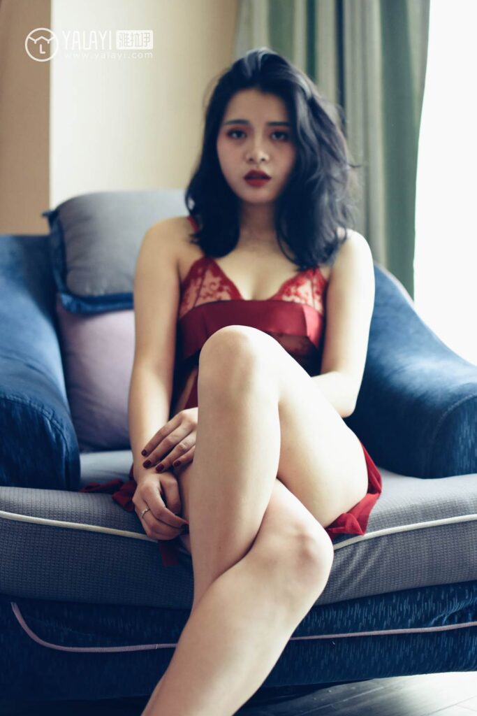 [YALAYI雅拉伊] 2018.11.03 No.014 心蕊的紅色睡袍 米心蕊 [41P/242MB]插圖2