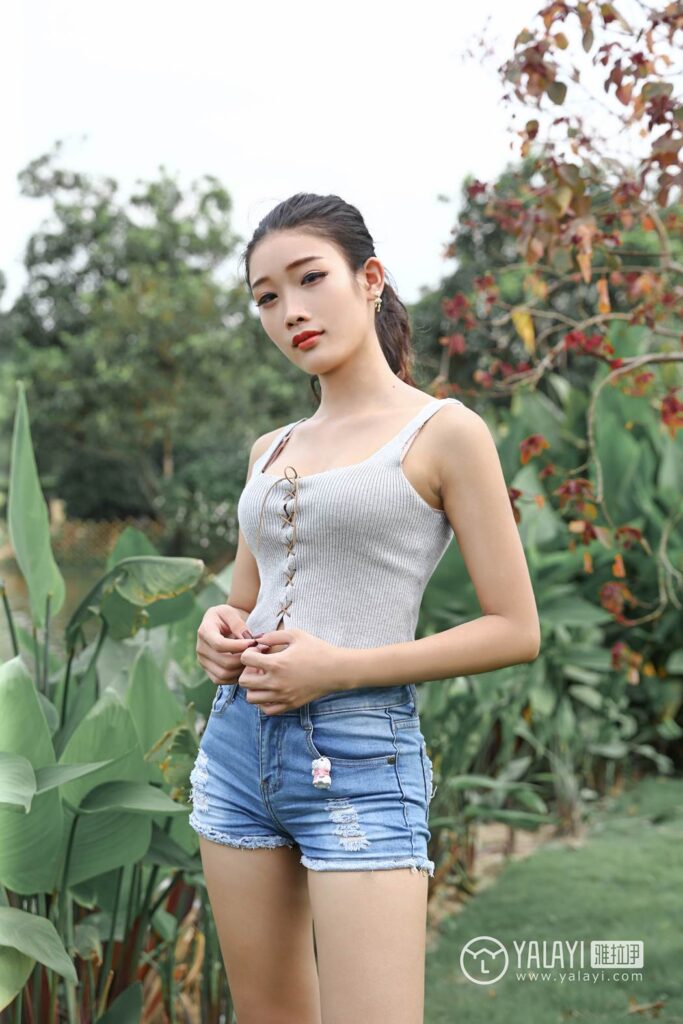 [YALAYI雅拉伊] 2018.11.25 No.026 花兒少女 兔洱 [40P/488MB]插圖2