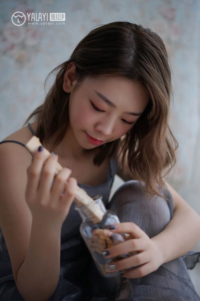 [YALAYI雅拉伊] 2019.03.13 No.057 信 嚴(yán)冰冰 [50P/414MB]插圖2