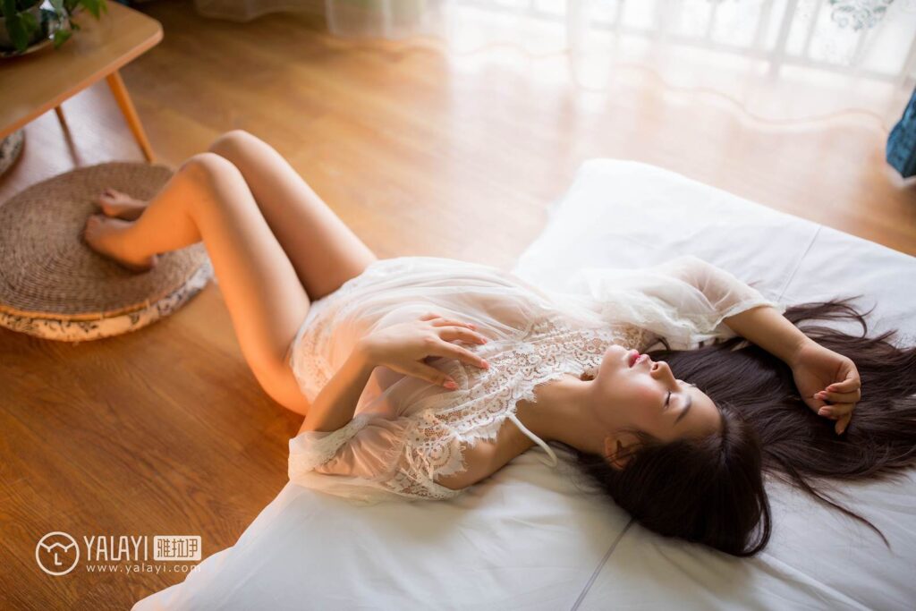 [YALAYI雅拉伊] 2018.09.30 No.083 我就是沉默寡言 瑩瑩 [41P/222MB]插圖3